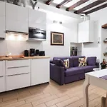Apartman Corso Genova 21, Navigli & Duomo - Charming Milánó