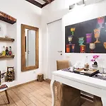 Apartman Corso Genova 21, Navigli & Duomo - Charming *