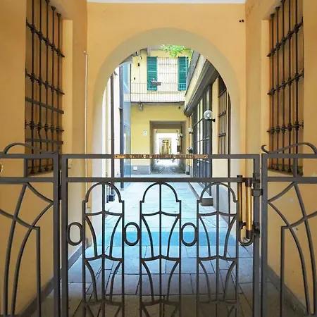 Centro Storico, Darsena E Duomo - Corso Genova - Italy Flat Vacation アパート