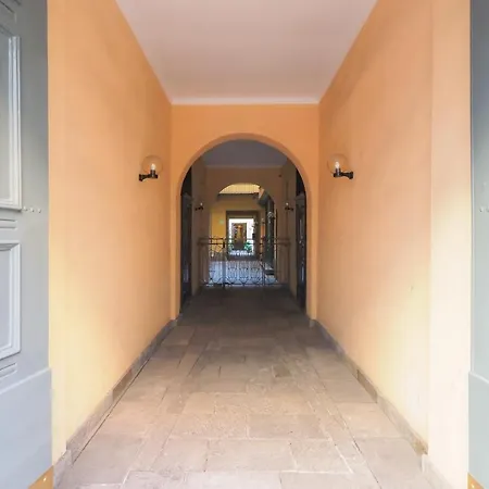 Corso Genova 21, Navigli & Duomo - Charming Daire Milano