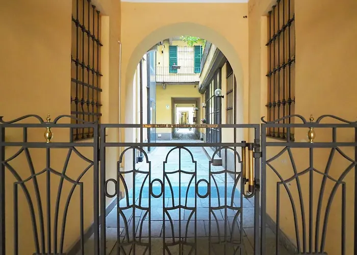 Corso Genova 21, Navigli & Duomo - Charming Διαμέρισμα