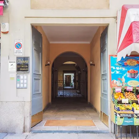 Centro Storico, Darsena E Duomo - Corso Genova - Italy Flat Vacation Apartment *