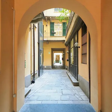 Centro Storico, Darsena E Duomo - Corso Genova - Italy Flat Vacation Apartment